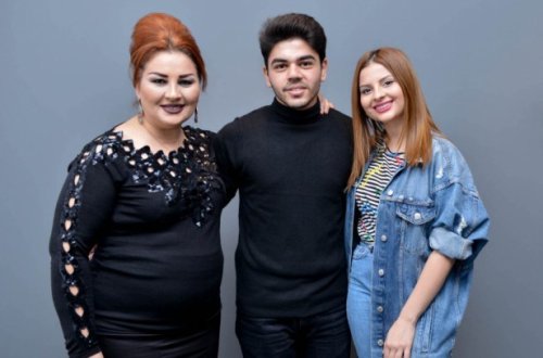 AYBƏNİZ HAŞIMOVANIN “O SES TÜRKİYE”Nİ HEYRAN QOYAN TƏLƏBƏSİ MEDİA QARŞISINDA – FOTOSESSİYA 