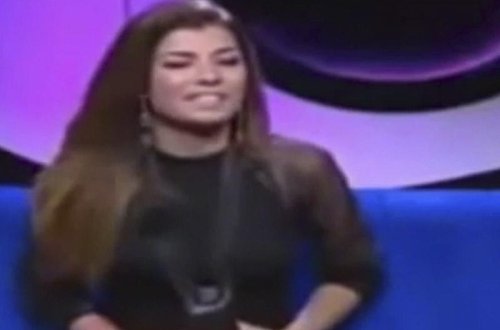 Efirdə biabırçılıq ! Alt paltarı geyinməyən qonaq belə rüsvay oldu - VİDEO