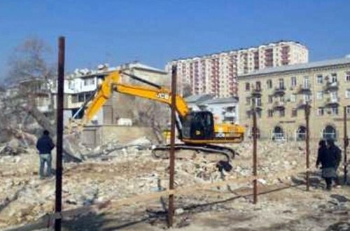 Bakıda 1000 bina söküləcək, 30 min sakin köçürüləcək - RƏSMİ