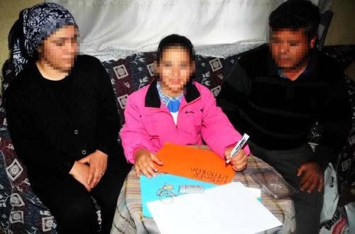 DƏHŞƏT: Məktəbli qız sinif yoldaşından HAMİLƏDİR - FOTO