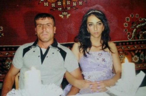 Qəbələdə ər 3 uşaq anası olan arvadını boğaraq öldürüb