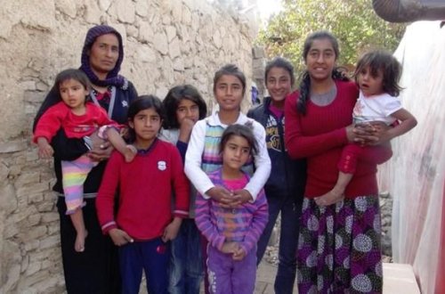 10-cu uşağı da qız oldu, əri tərk etdi - FOTOLAR