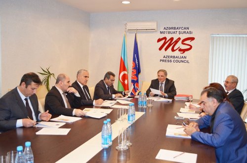 Mətbuat Şurasına yeni üzvlər qəbul olundu - 4 KİV-in adı «qara siyahı»ya salındı