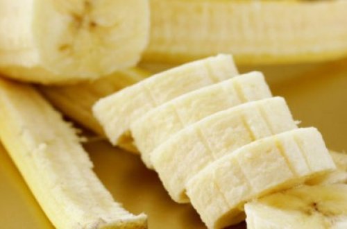 Yatmazdan əvvəl bananı qaynadıb suyunu için: Nəticə inanılmazdır!