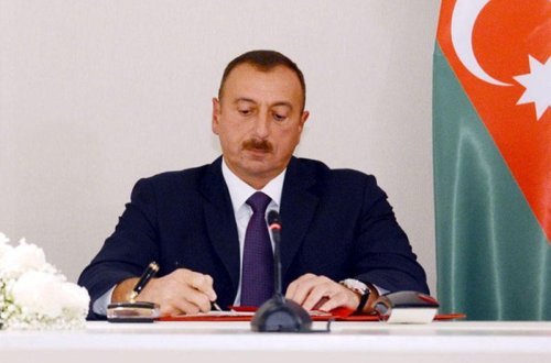 Prezident İlham Əliyev Rodriqo Mayanı təltif etdi