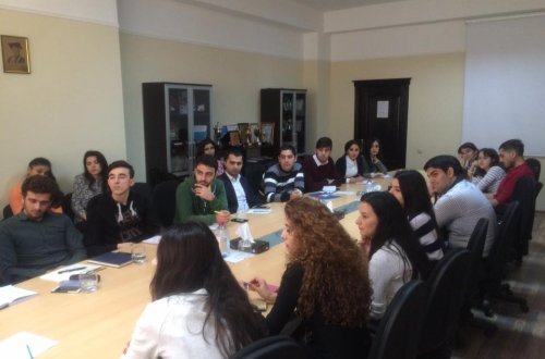 İctimai sektorun akademik proqramı – “QHT Məktəbi” –nə start verildi
