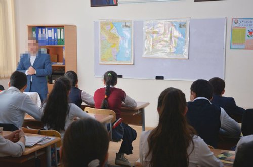 116 saylı orta məktəbdə belə rüşvət alırlar - FAKT