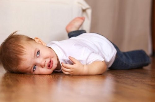 `Uşaqlar ən çox 20 qəpik udur` - Baş həkim