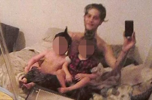 DƏHŞƏT: Ana doğma uşaqlarına elə şey etdi ki... - FOTOLAR