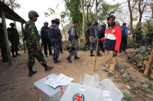 Pakistanda qatarlar toqquşub: Ölənlər var