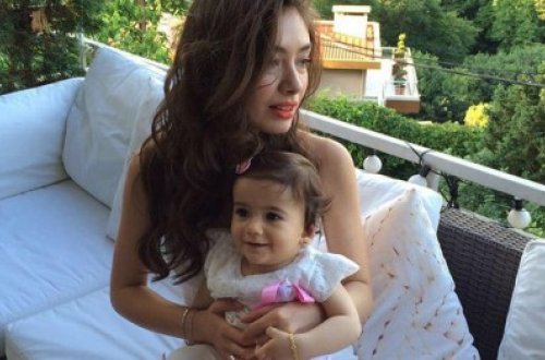 Neslihan Atagülün hollivudlu oxşarı tapıldı - FOTOLAR