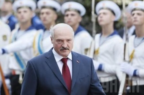 Lukaşenko Moskvaya getməyə hazırlaşır