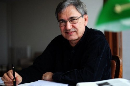 Orxan Pamuk Rusiyada 1 milyon qazandı