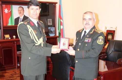 Arzu Rəhimov Türkiyənin ölkəmizdə yeni təyin olunmuş hərbi attaşesi ilə görüşüb