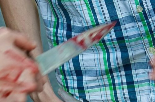 Bakıda 1-ci kurs tələbəsi bıçaqlandı - Video