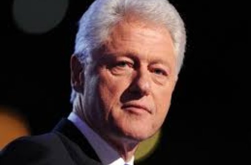 Klintonun 1 milyon rüşvət aldığı təsdiqləndi