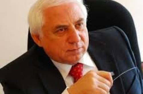 Hadı Rəcəblinin şok videosu yayıldı- JURNALİST DEPUTATA BELƏ HÜCUM ETDİ