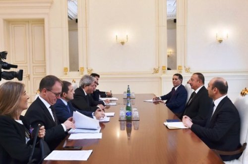 Prezident İtaliya XİN başçısı ilə görüşdü