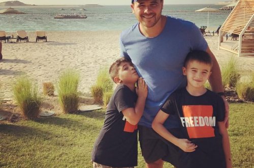 Emin Ağalarov əkizləri ilə - FOTO