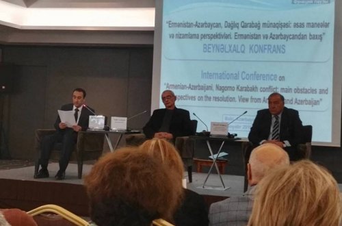 Vahe Avetyan Bakıda konfransda - FOTOLAR