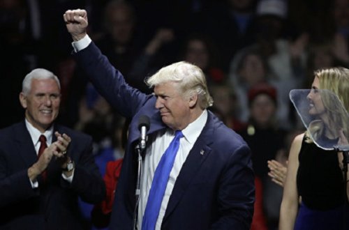 Tramp seçkidə Klintonu qabaqlayır