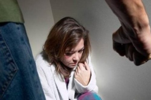 Sevgilisi tərəfindən ölümcül döyülən qadının görüntüləri yayıldı - VİDEO