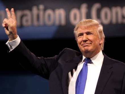 İlkin nəticələr açıqlanır: Tramp Klintondan öndədir