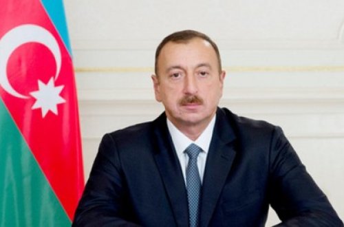 Azərbaycan prezidenti Donald Trampı təbrik edib