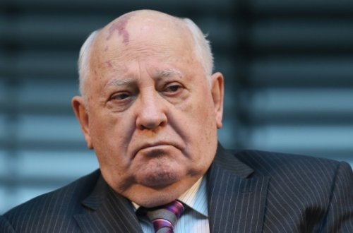 Qorbaçov ürəyindən əməliyyat olundu