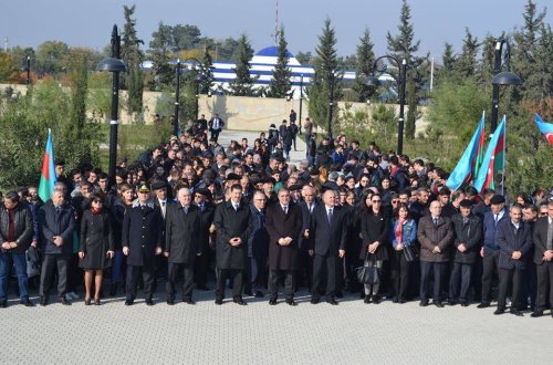 Mingəçevirdə Dövlət Bayrağı Günü qeyd edilib-FOTO