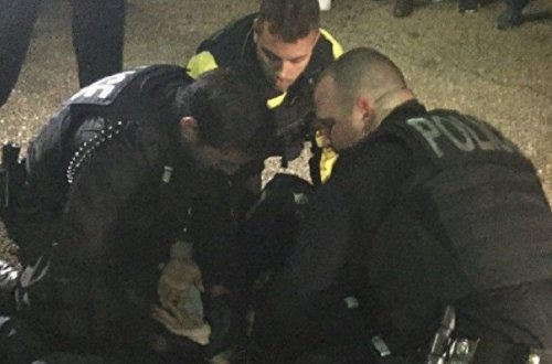 ABŞ-da Trampa etiraz: Atışma oldu, yaralılar var + FOTOLAR