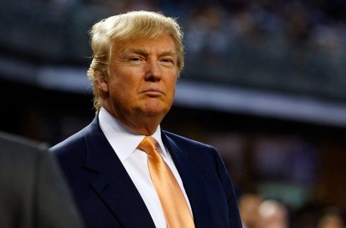 Trampın “müsəlman manevri”: yazı saytdan silindi