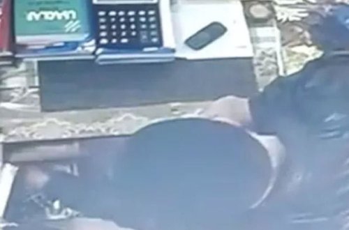 Bakıda qoca kişinin oğurluğu kameraya düşdü – VİDEO