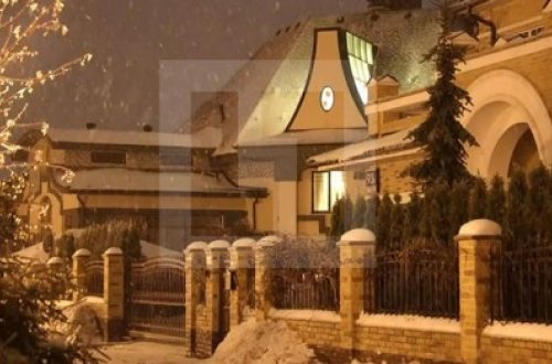 Deputatın villasından arvadının milyonluq çantasını apardılar - FOTOLAR