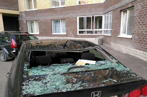 Doğum günündə binanın 8-ci mərtəbəsindən yıxıldı — sağ qaldı