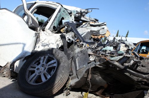 “Tofaş” yük maşınına çırpıldı - Ölən var