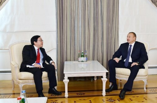 İlham Əliyev vitse-prezidentlə görüşüb