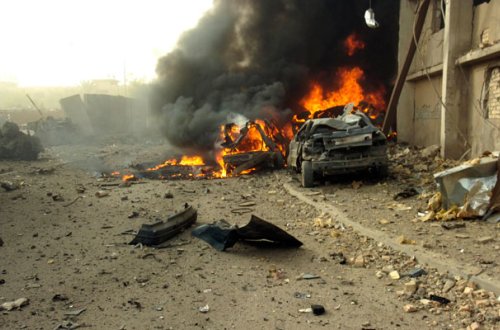 AKP-nin binasına bomba atıldı