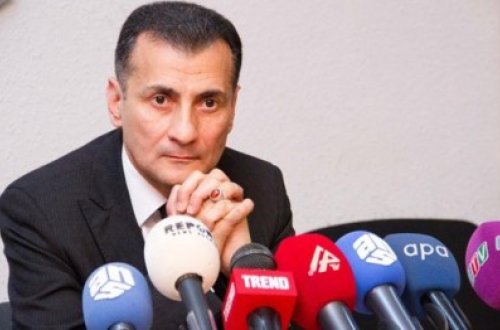 Mirşahin ölkəni niyə tərk edib? - FOTO