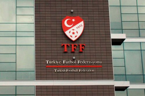 Hakimlər Komitəsi oyuna hakim göndərməyi unutdu