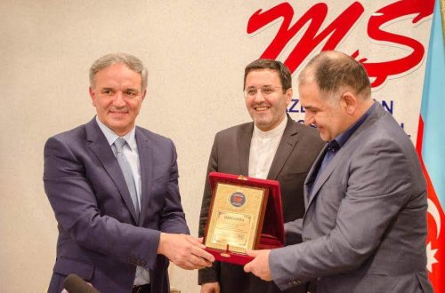 Mətbuat Şurasında İranın Azərbaycana yeni təyin olunmuş səfiri və İRNA xəbər agentliyinin icraçı direktoru ilə görüş keçirilib