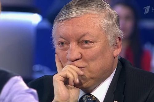 3 yaşlı uşaq çempionu DİZ ÇÖKDÜRDÜ - FOTOLAR+VİDEO