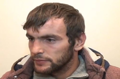 Əlbir olub geyim mağazasından oğurluq etdilər