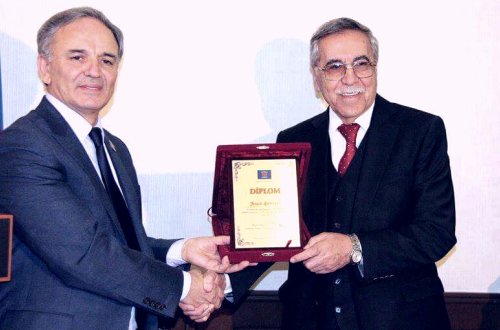 Aqşin Babayevin 80 illik yubileyinə həsr olunmuş toplantı keçirilib