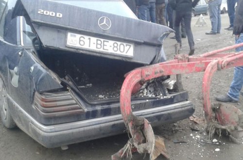 Ucarda iki avtomobil toqquşdu - 3 yaralı + Fotolar