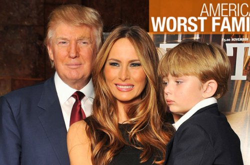 Trampın xanımı Ağ Evə köçməkdən imtina edib