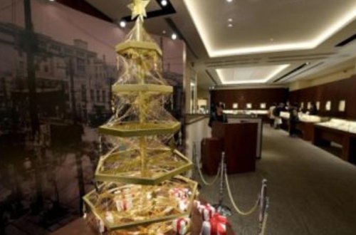 Qızıldan şam ağacı - 1.8 milyon dollara - FOTOLAR