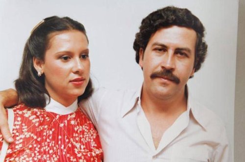 400 məşuqəsinə şəhərcik tikdirən prezidentliyə namizəd - İnanılmaz “Milyonçu” - FOTOLAR