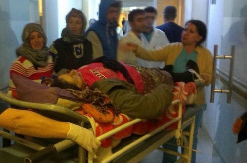 Astarada avtomobil yol kənarında alver edən qadını vurub öldürüb – FOTO