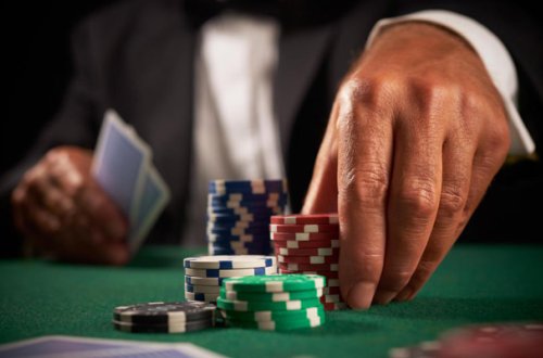 Çayxanada qumarxana aşkarlandı